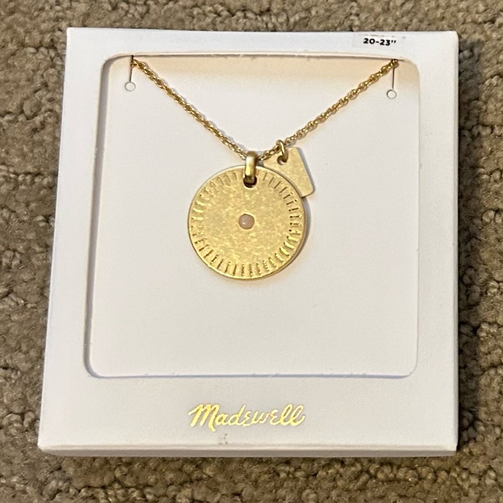 New in box Madewell Disc Charm Pendant Necklace